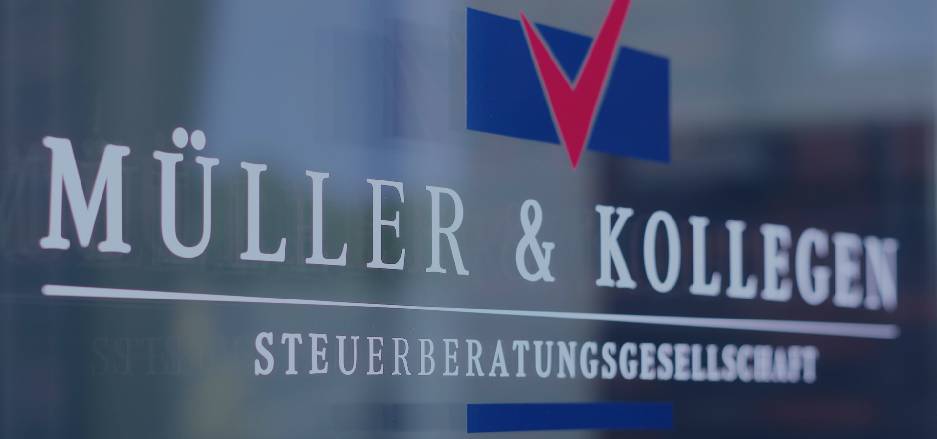 Müller &  Kollegen Steuerberatungsgesellschaft mbH & Co. KG.